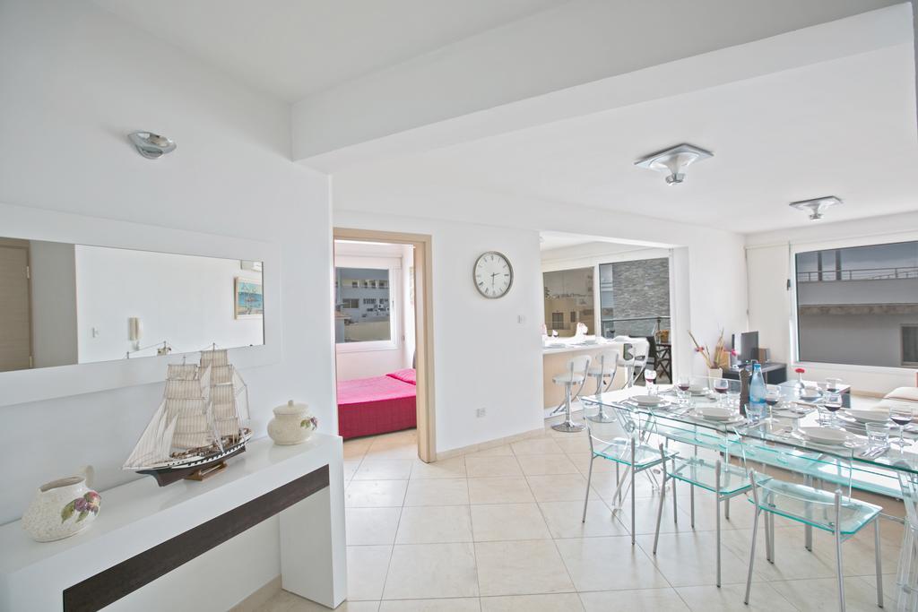 Pallinio Fig Tree Bay Apartments 普罗塔拉斯 外观 照片