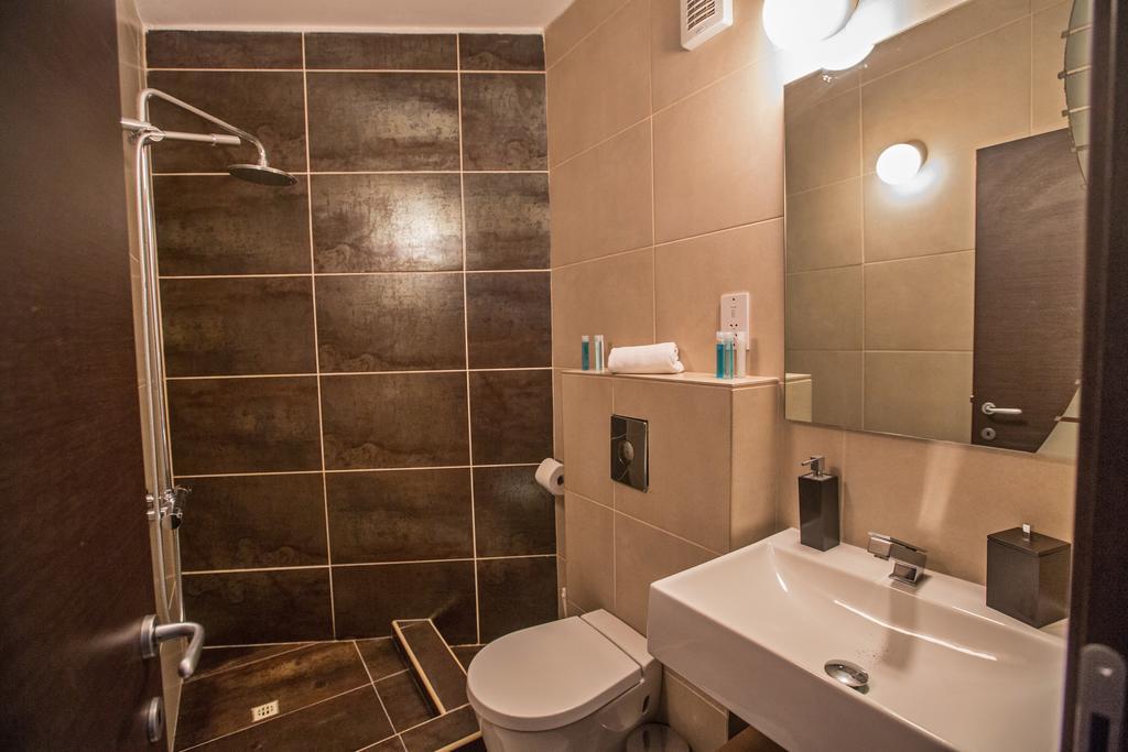 Pallinio Fig Tree Bay Apartments 普罗塔拉斯 外观 照片