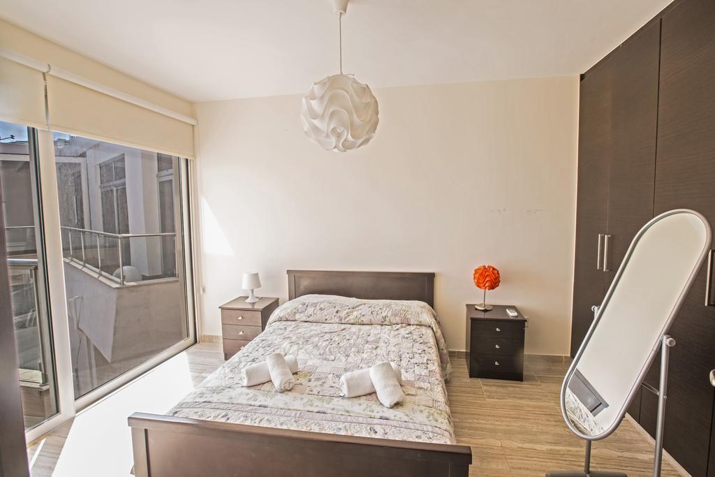 Pallinio Fig Tree Bay Apartments 普罗塔拉斯 外观 照片